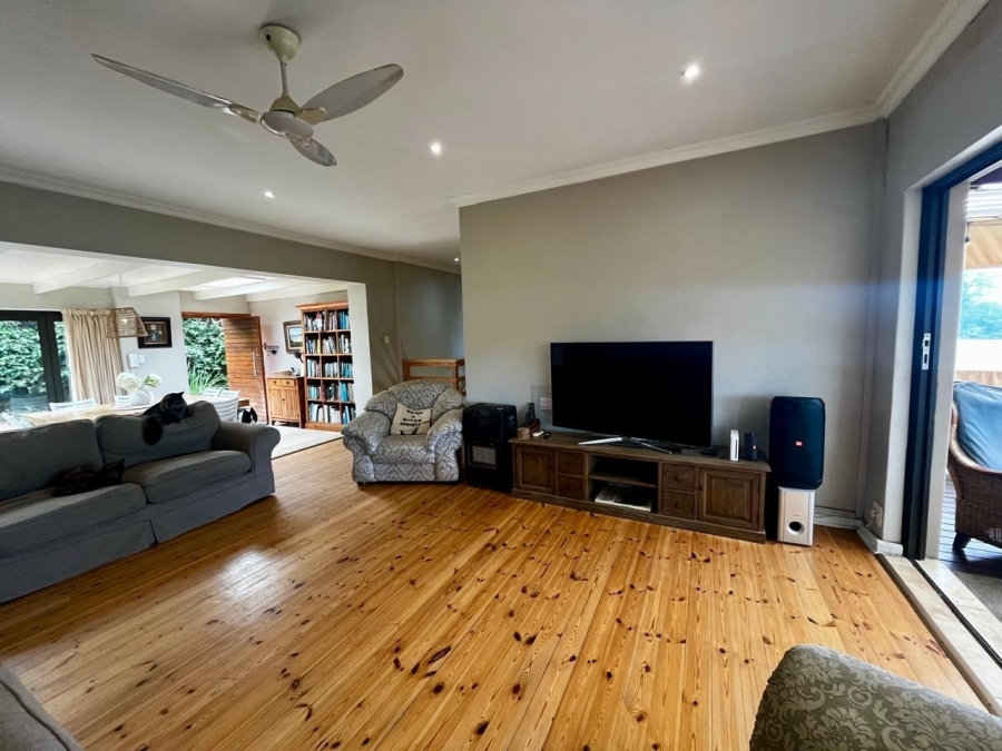 5 Bedroom Property for Sale in Nahoon Eastern Cape